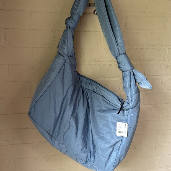 Free People tote bag plush power carryall Blue Fp movement NEW SOLD OUT - Picture 11 of 11